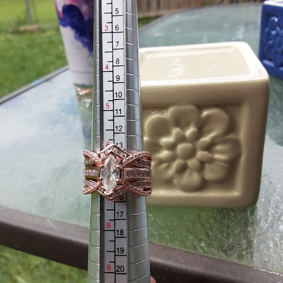 3 piece White Sapphire Rose gold size 7 ring - Picture 3 of 8